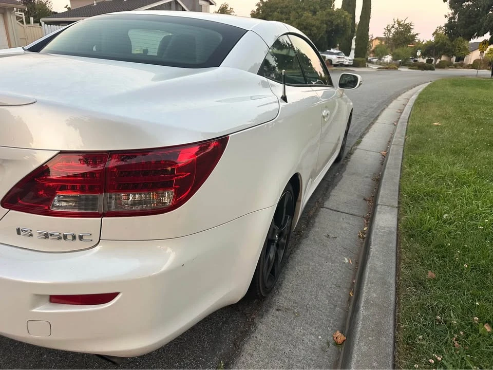 2010 Lexus IS 2nd Gen - Image 13 of 20