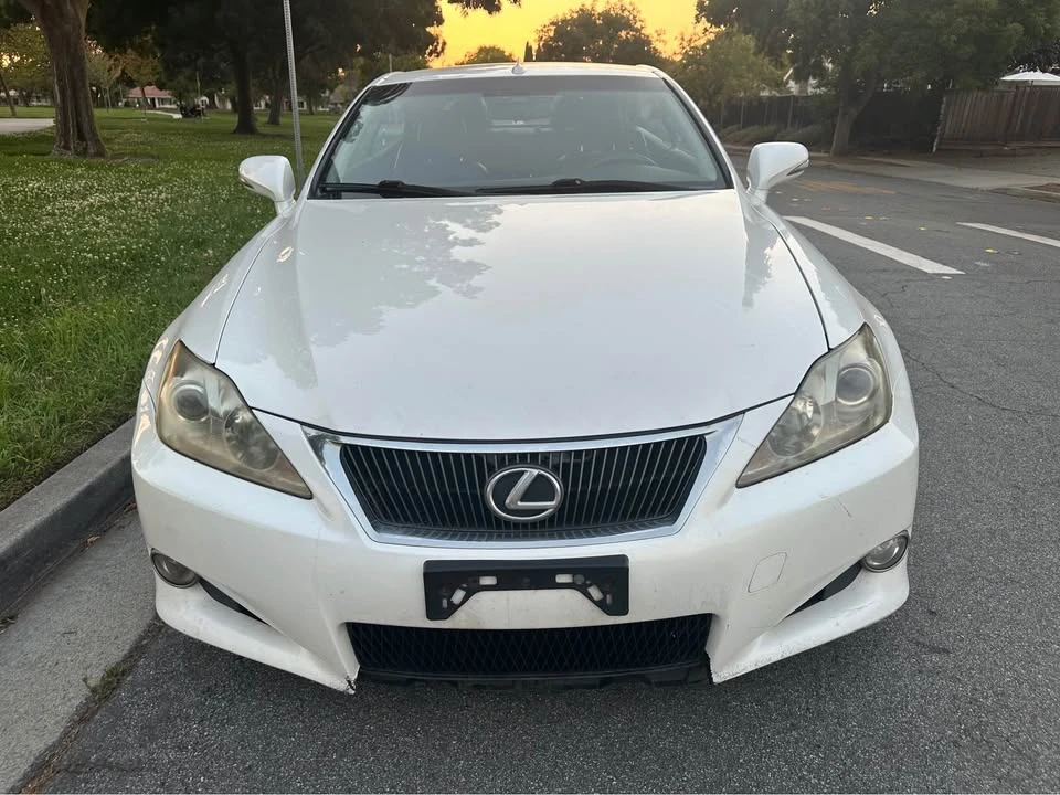 2010 Lexus IS 2nd Gen - Image 10 of 20