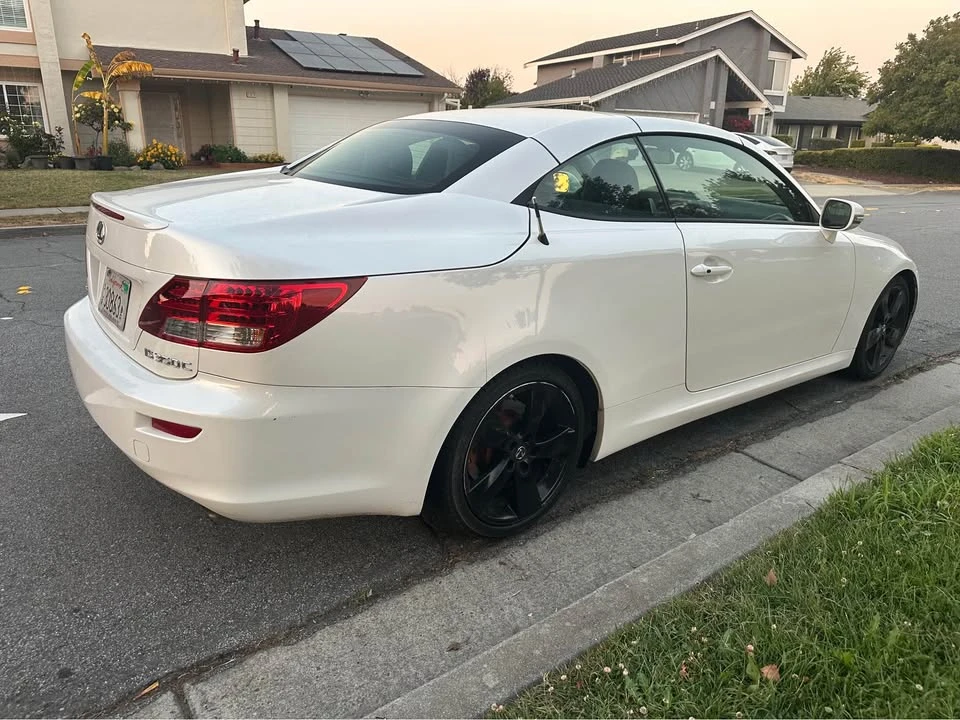 2010 Lexus IS 2nd Gen - Image 8 of 20