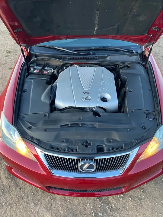 2010 Lexus IS 2nd Gen - Image 3 of 7