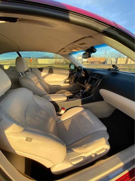 2010 Lexus IS 2nd Gen - Image 5 of 7
