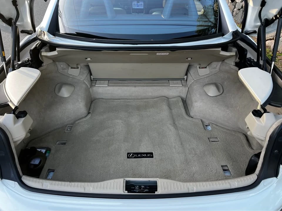 2010 Lexus IS 2nd Gen - Image 14 of 16