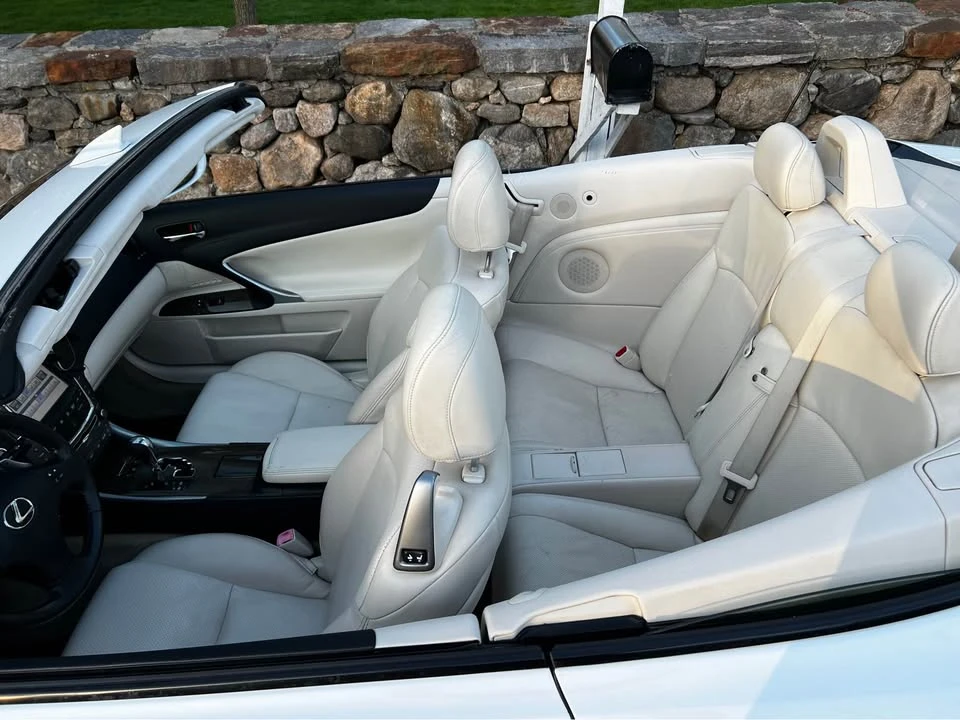 2010 Lexus IS 2nd Gen - Image 15 of 16