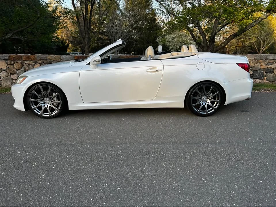 2010 Lexus IS 2nd Gen - Image 3 of 16