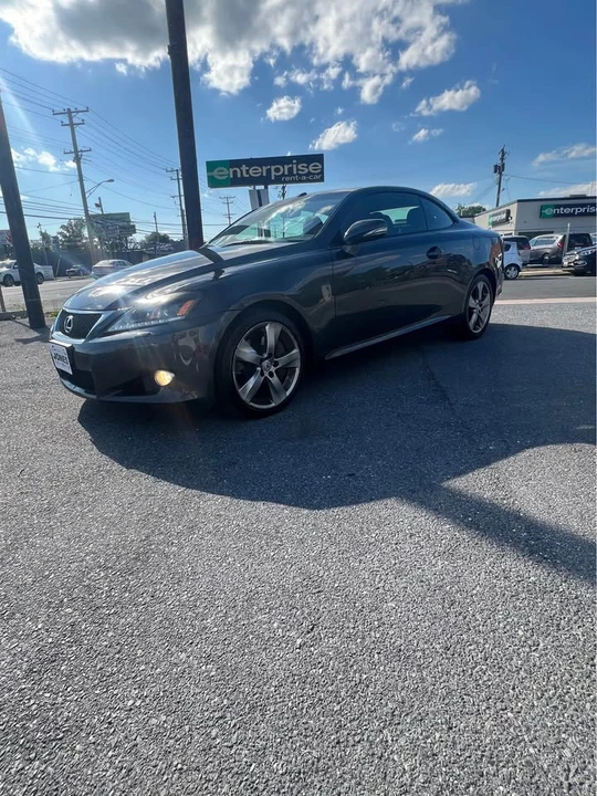 2010 Lexus IS 2nd Gen - Image 13 of 19
