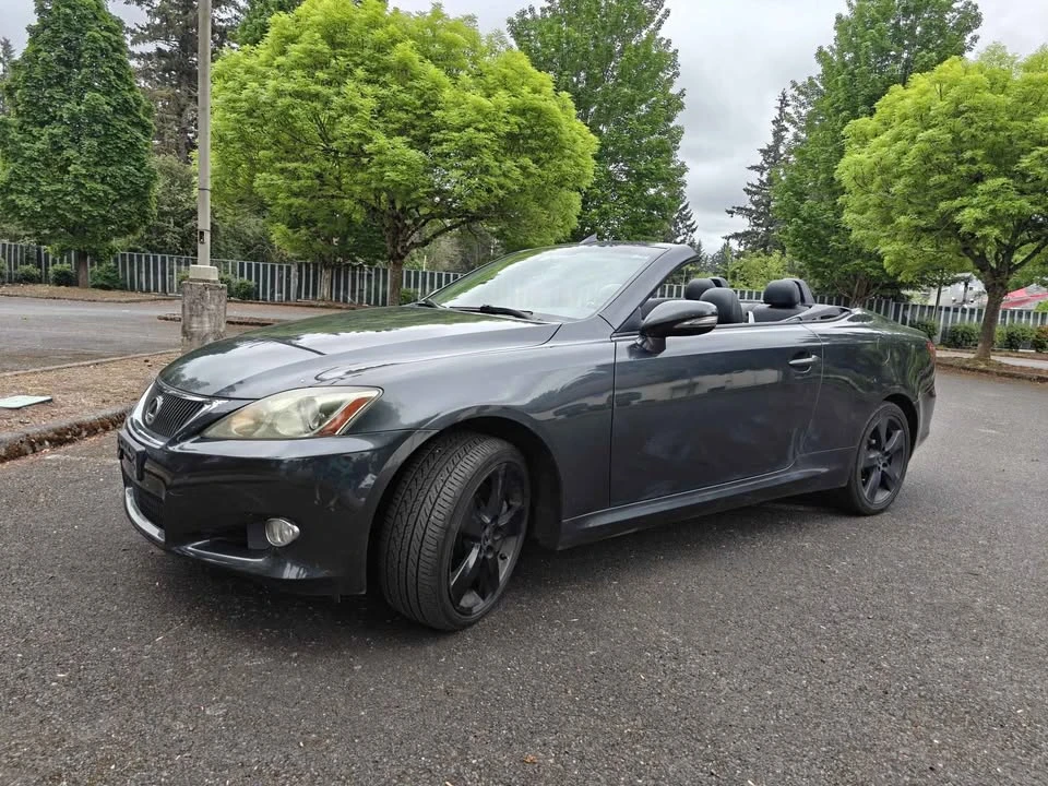 2010 Lexus IS 2nd Gen - Image 3 of 12