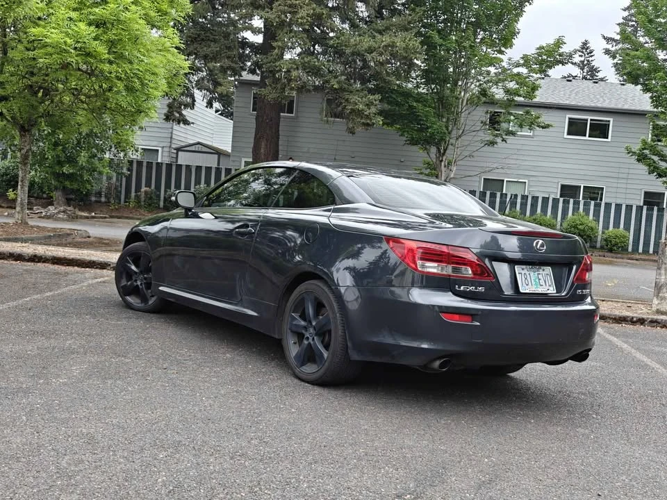 2010 Lexus IS 2nd Gen - Image 6 of 12