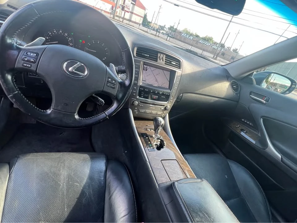 2010 Lexus IS 2nd Gen - Image 12 of 19
