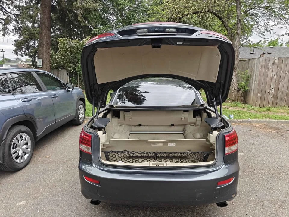 2010 Lexus IS 2nd Gen - Image 7 of 12