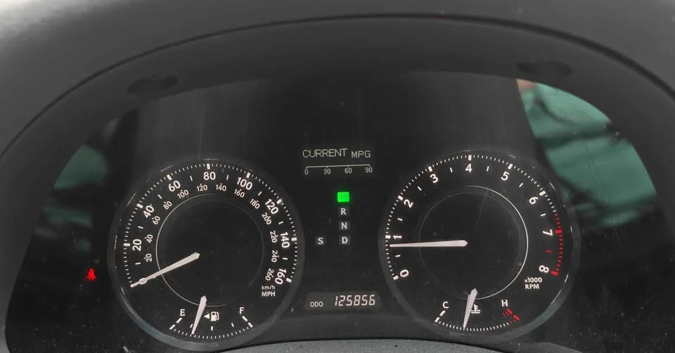 2010 Lexus IS 2nd Gen - Image 11 of 12