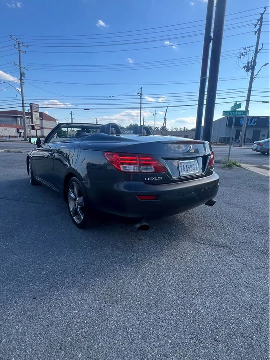 2010 Lexus IS 2nd Gen - Image 3 of 19