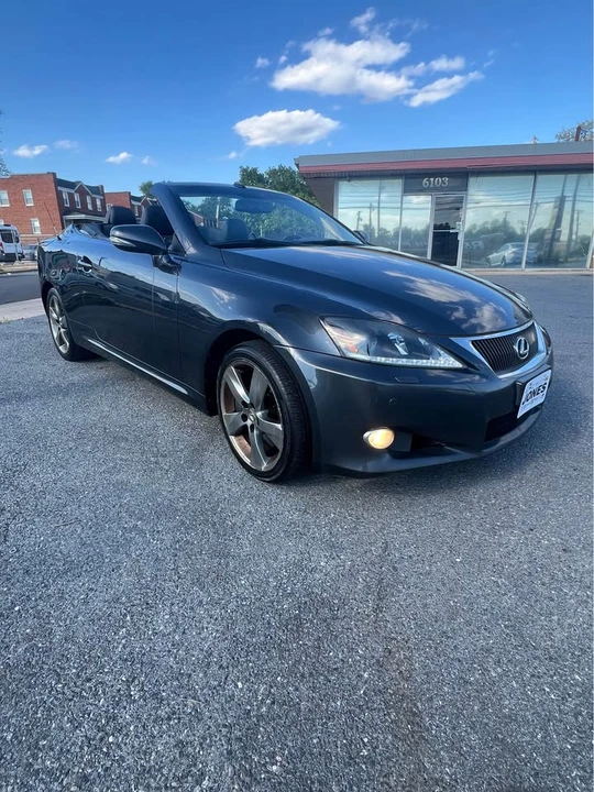 2010 Lexus IS 2nd Gen - Image 5 of 19