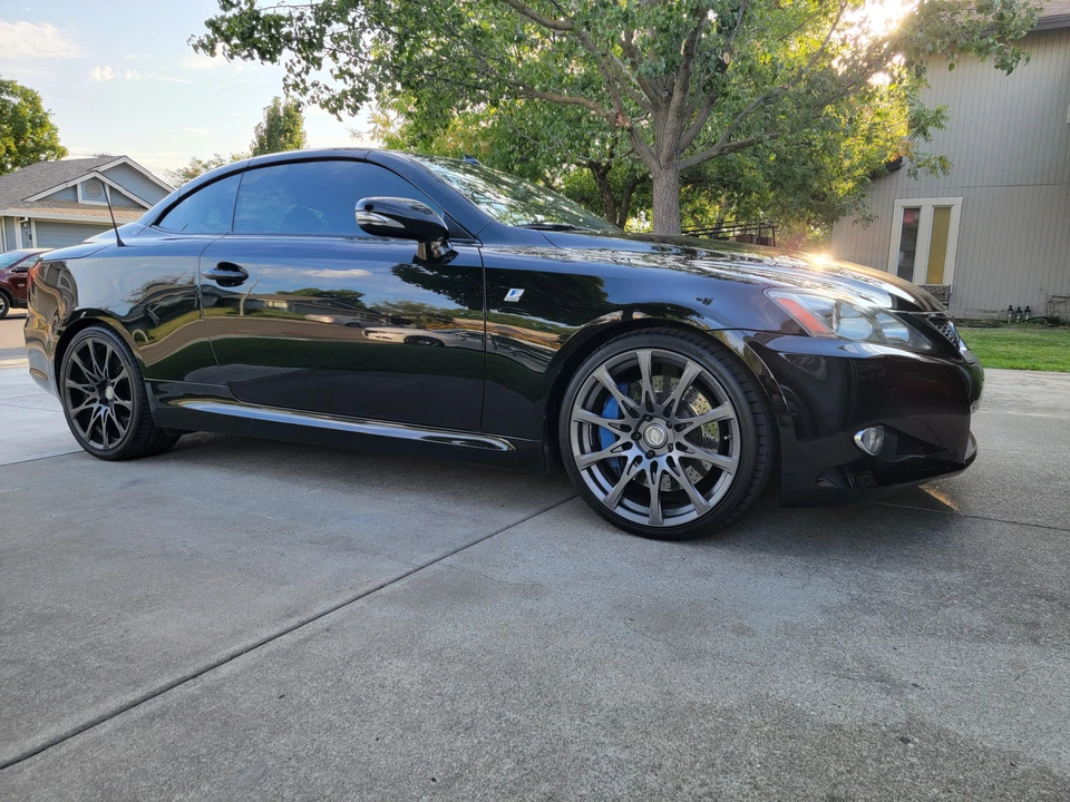 2010 Lexus IS 2nd Gen - Image 16 of 31