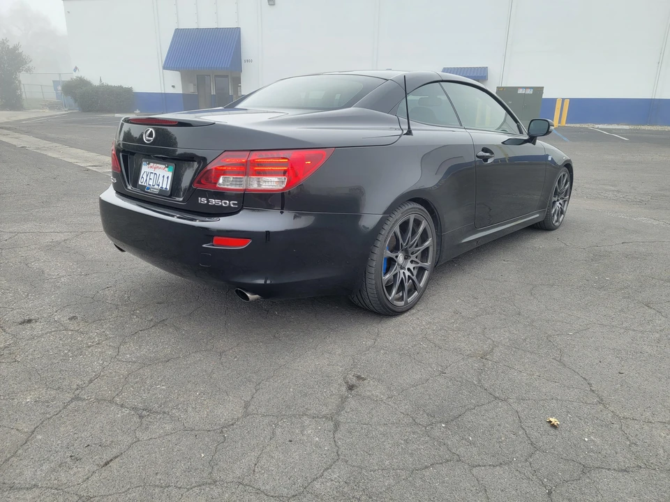 2010 Lexus IS 2nd Gen - Image 14 of 31