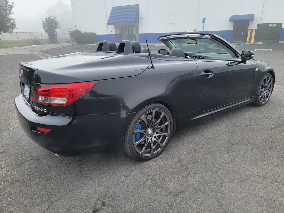 2010 Lexus IS 2nd Gen - Image 15 of 31