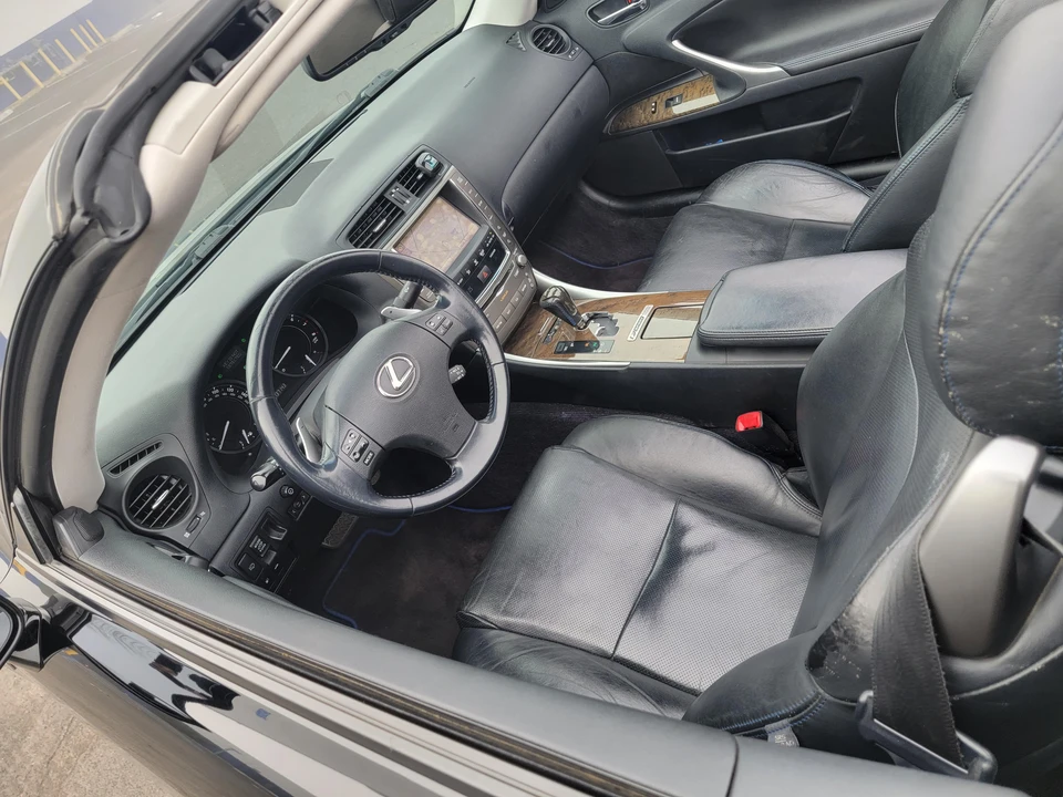 2010 Lexus IS 2nd Gen - Image 30 of 31