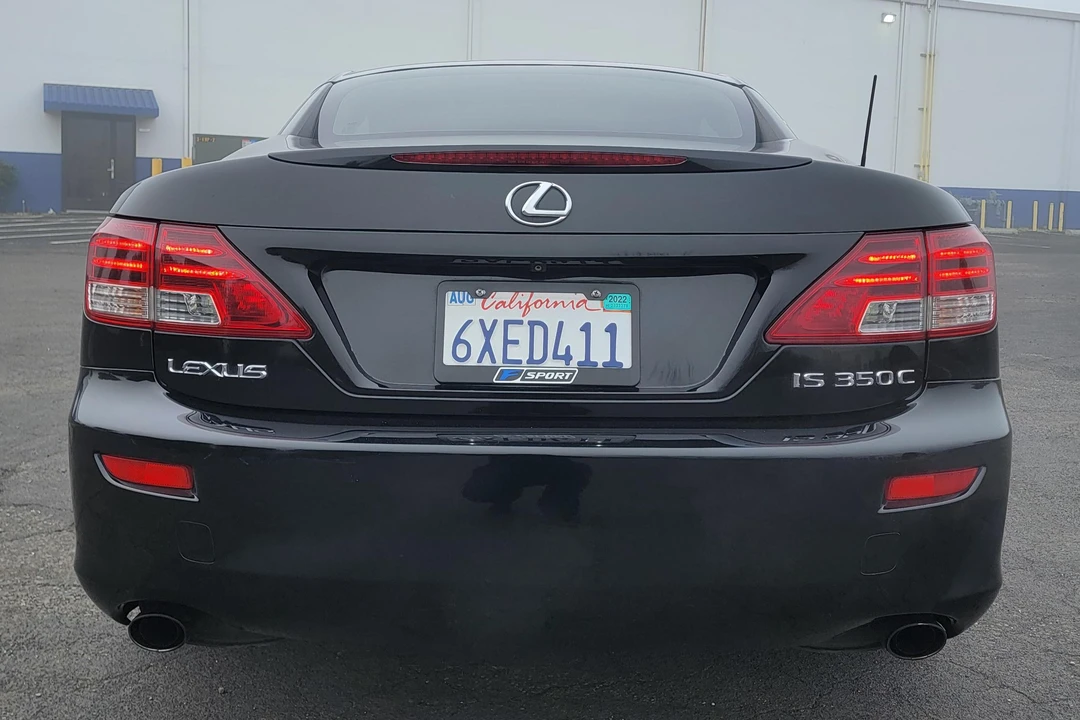 2010 Lexus IS 2nd Gen - Image 5 of 31