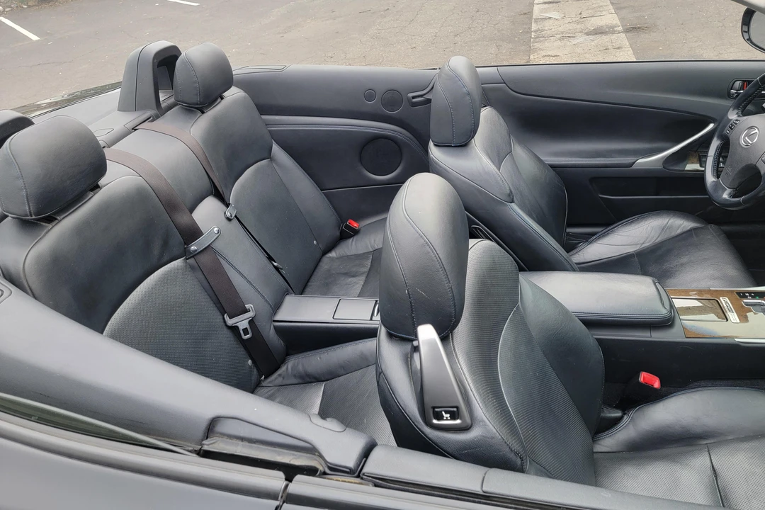 2010 Lexus IS 2nd Gen - Image 25 of 31