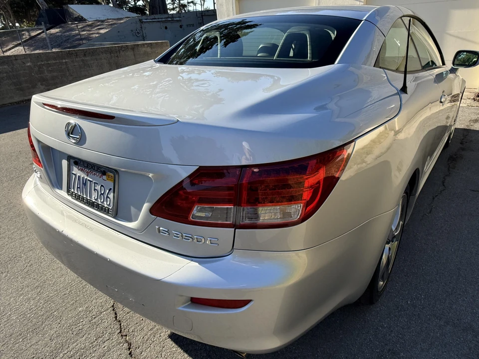 2010 Lexus IS 2nd Gen - Image 9 of 31