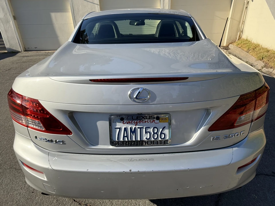 2010 Lexus IS 2nd Gen - Image 11 of 31
