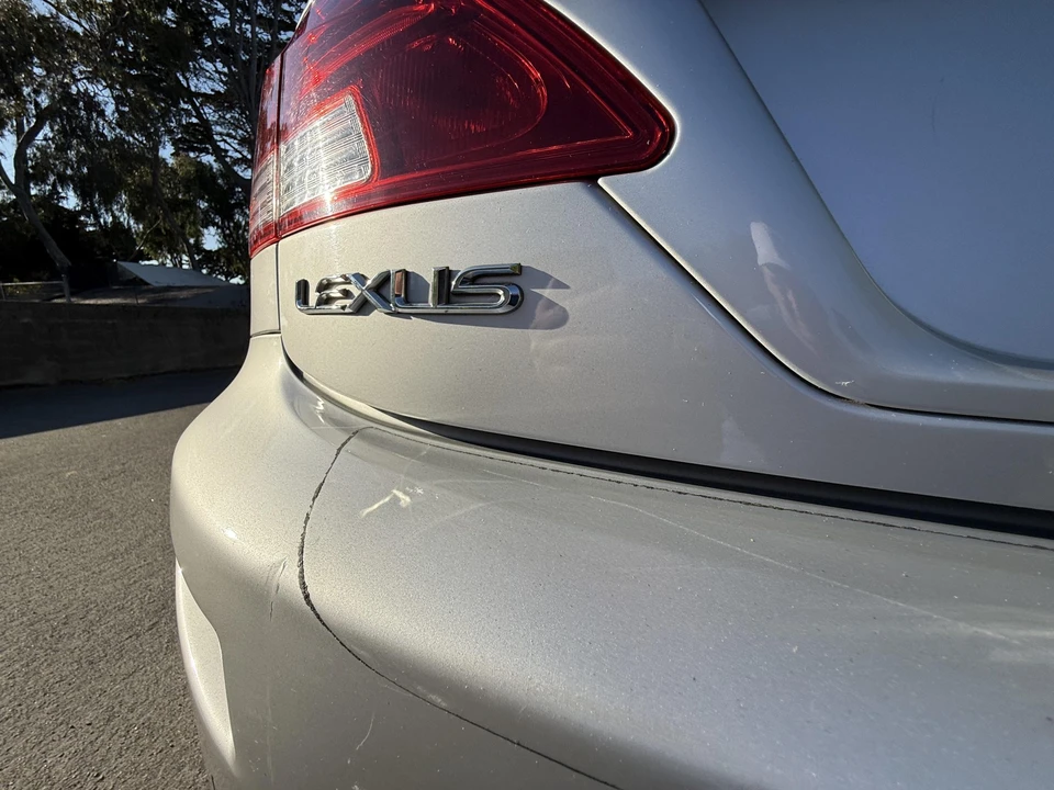 2010 Lexus IS 2nd Gen - Image 24 of 31