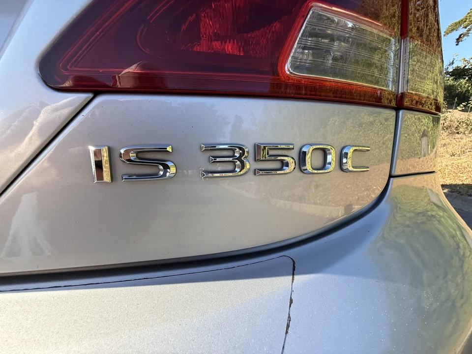 2010 Lexus IS 2nd Gen - Image 30 of 31