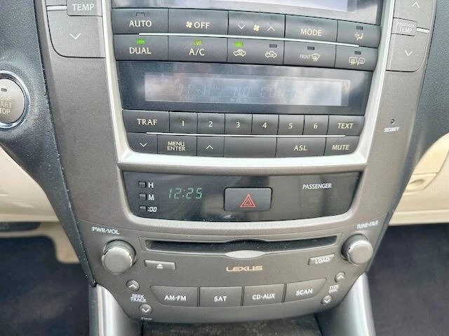 2010 Lexus IS 2nd Gen - Image 18 of 21