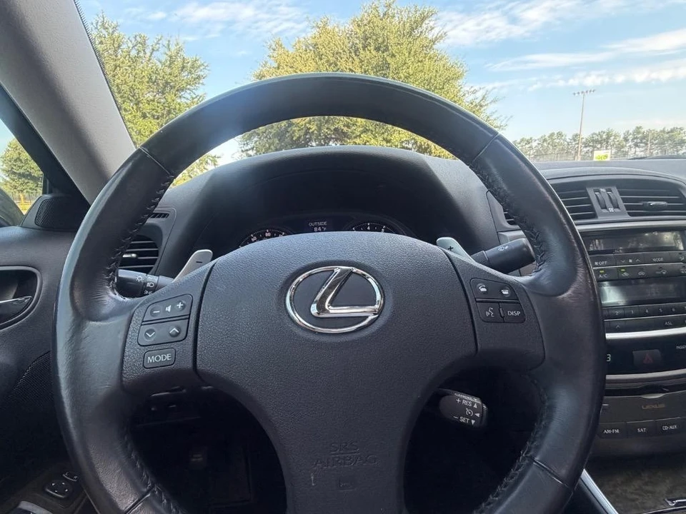 2010 Lexus IS 2nd Gen - Image 9 of 27