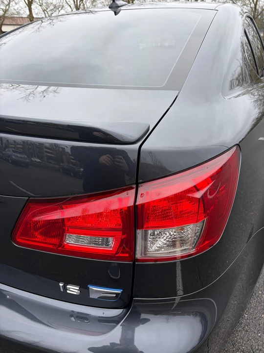 2010 Lexus IS F 2nd Gen - Image 24 of 31