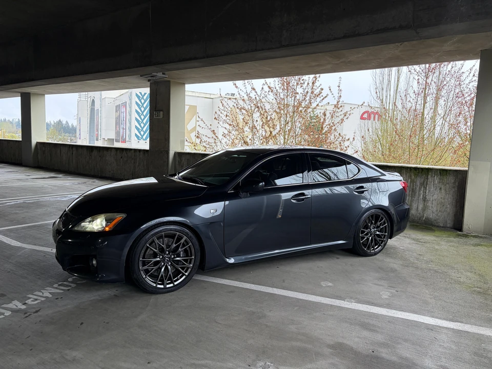 2010 Lexus IS F 2nd Gen - Image 13 of 31