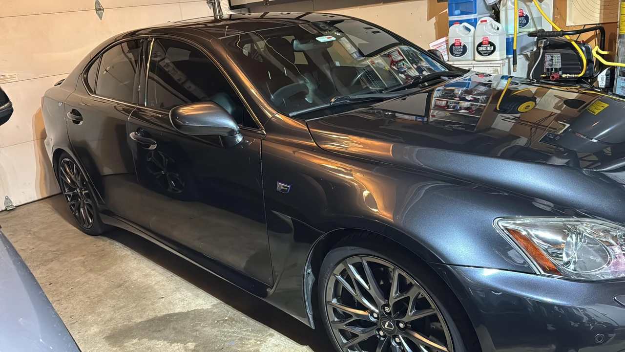 2010 Lexus IS F 2nd Gen - Image 25 of 31