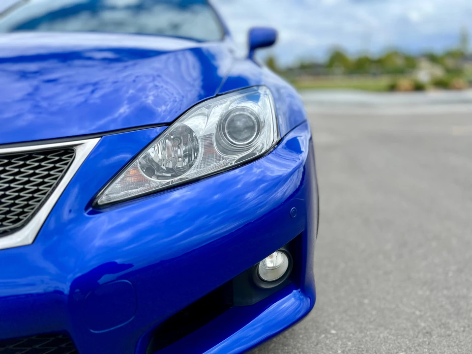 2010 Lexus IS F 2nd Gen - Image 27 of 31