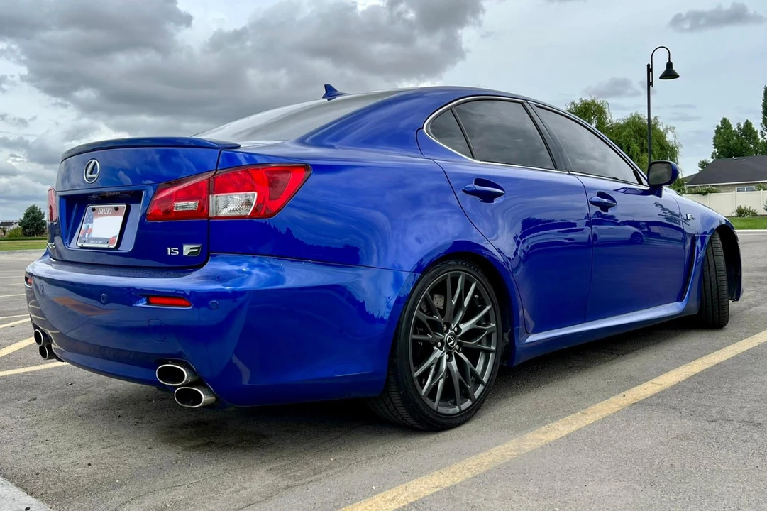 2010 Lexus IS F 2nd Gen - Image 4 of 31
