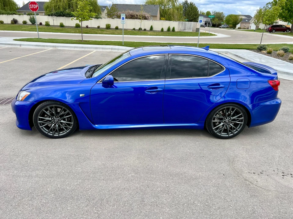 2010 Lexus IS F 2nd Gen - Image 11 of 31
