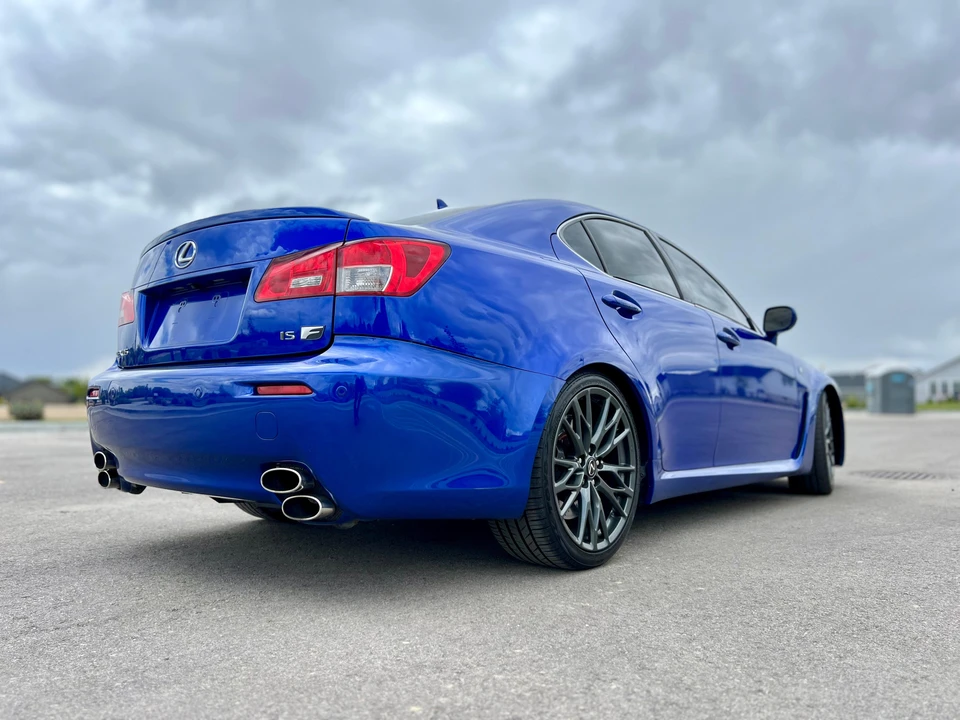 2010 Lexus IS F 2nd Gen - Image 18 of 31
