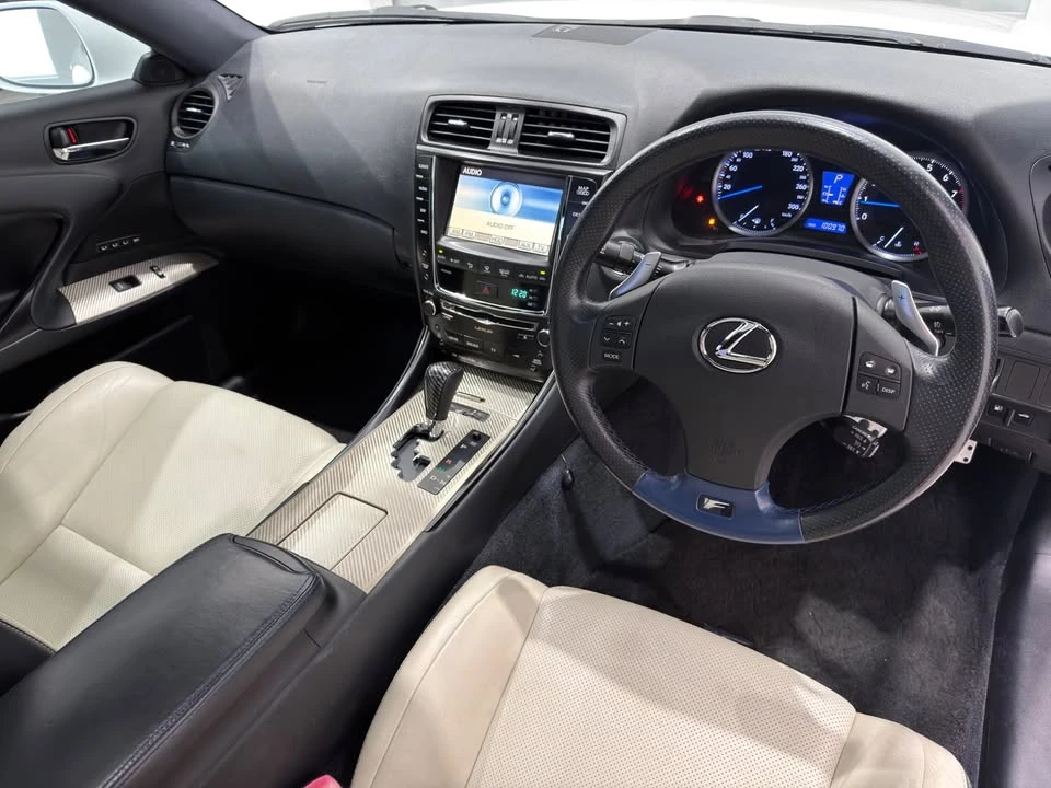 2010 Lexus IS F 2nd Gen - Image 16 of 19