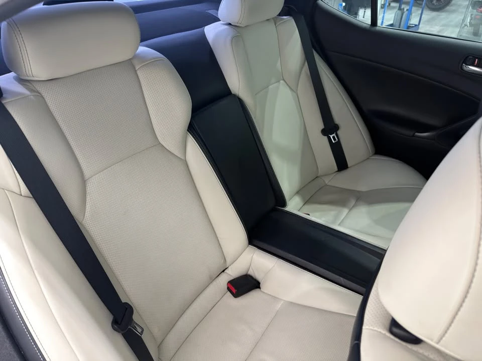 2010 Lexus IS F 2nd Gen - Image 13 of 19