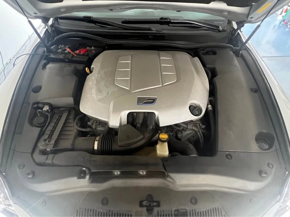 2010 Lexus IS F 2nd Gen - Image 6 of 8