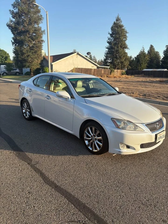 2010 Lexus IS 2nd Gen - Image 2 of 7