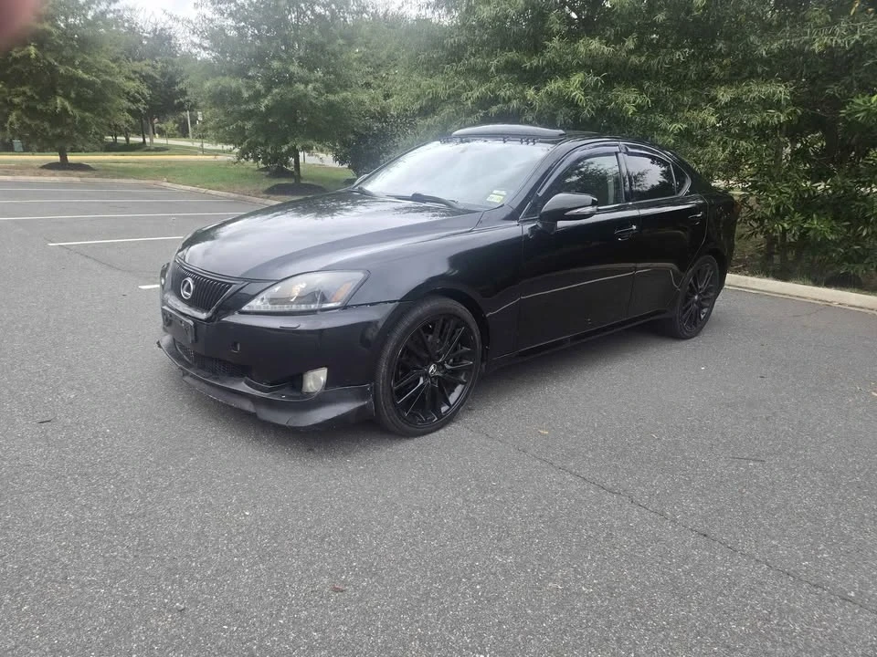 2010 Lexus IS 2nd Gen - Image 2 of 4