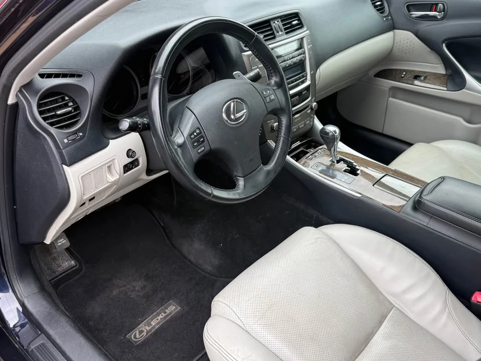 2010 Lexus IS 2nd Gen - Image 6 of 13