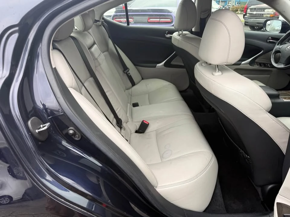 2010 Lexus IS 2nd Gen - Image 10 of 13
