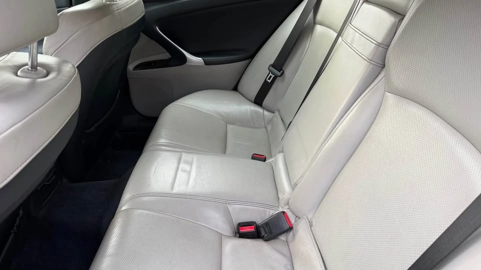 2010 Lexus IS 2nd Gen - Image 7 of 13