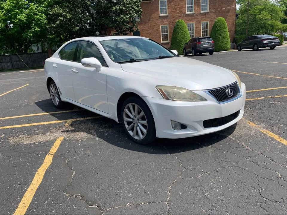 2010 Lexus IS 2nd Gen - Image 2 of 13