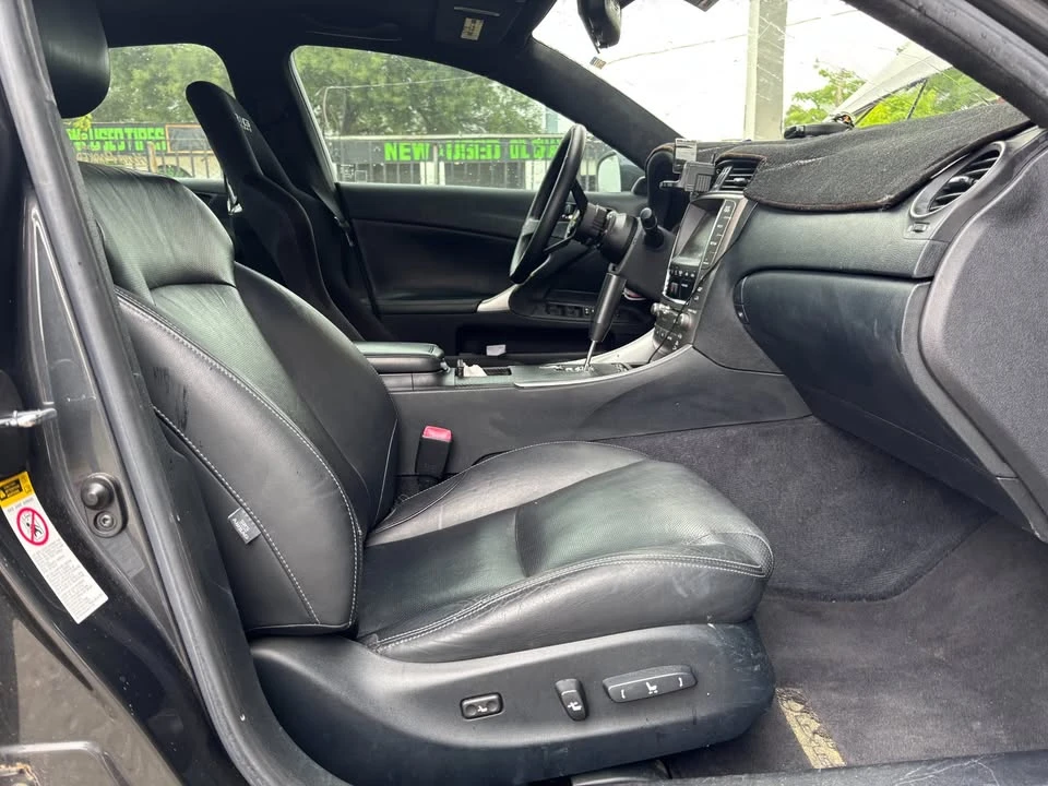 2010 Lexus IS 2nd Gen - Image 13 of 20