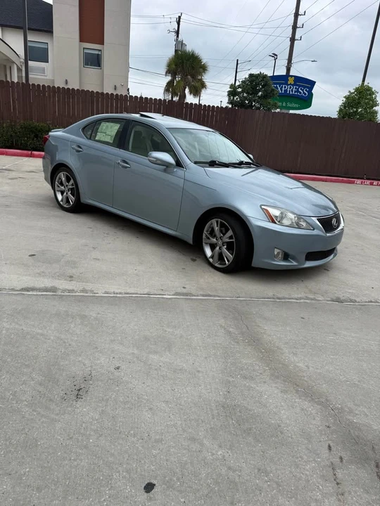 2010 Lexus IS 2nd Gen - Image 2 of 12