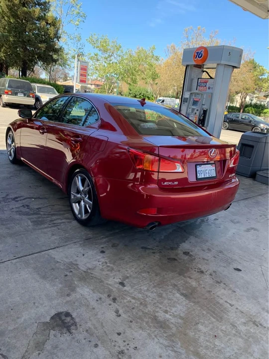 2010 Lexus IS 2nd Gen - Image 6 of 8