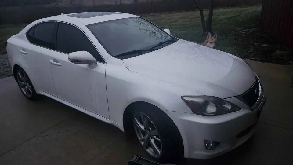 2010 Lexus IS 2nd Gen - Image 5 of 6