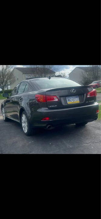 2010 Lexus IS 2nd Gen - Image 5 of 10