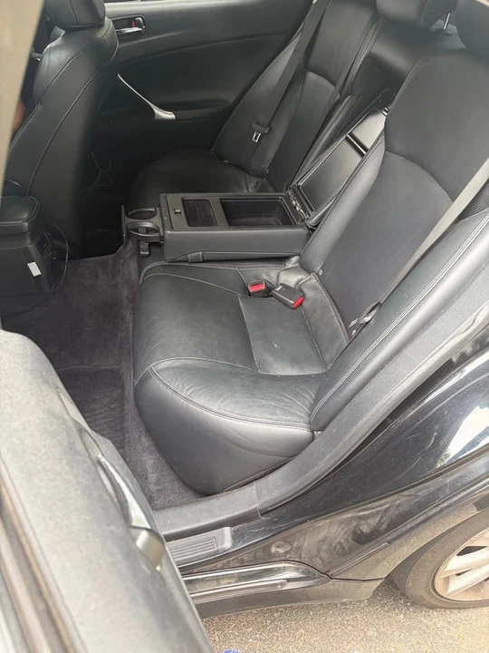 2010 Lexus IS 2nd Gen - Image 4 of 5